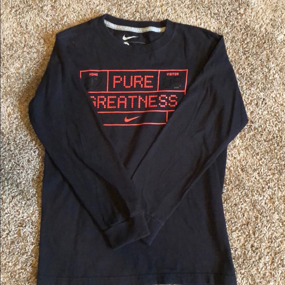 🔥🔥 SALE🔥🔥Nike long sleeve tee